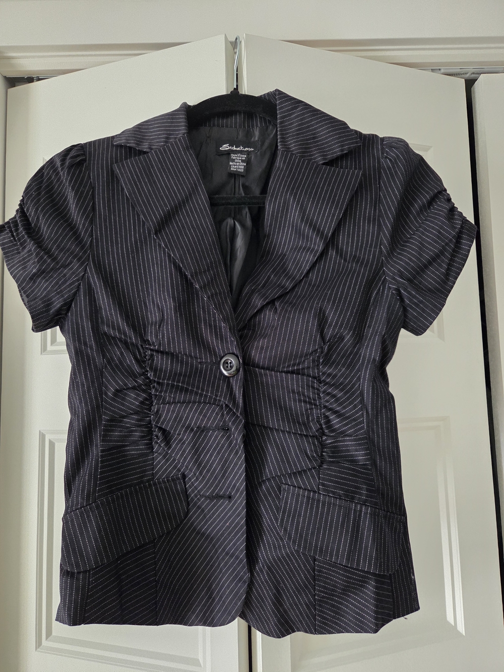 Sandra Darren Black Pinstripe Short Sleeve Blazer